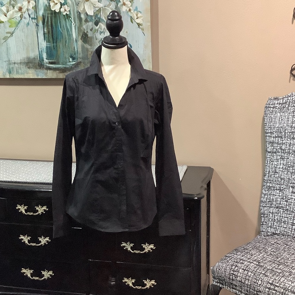 Simply Styled Black Button Down Women's Shirt